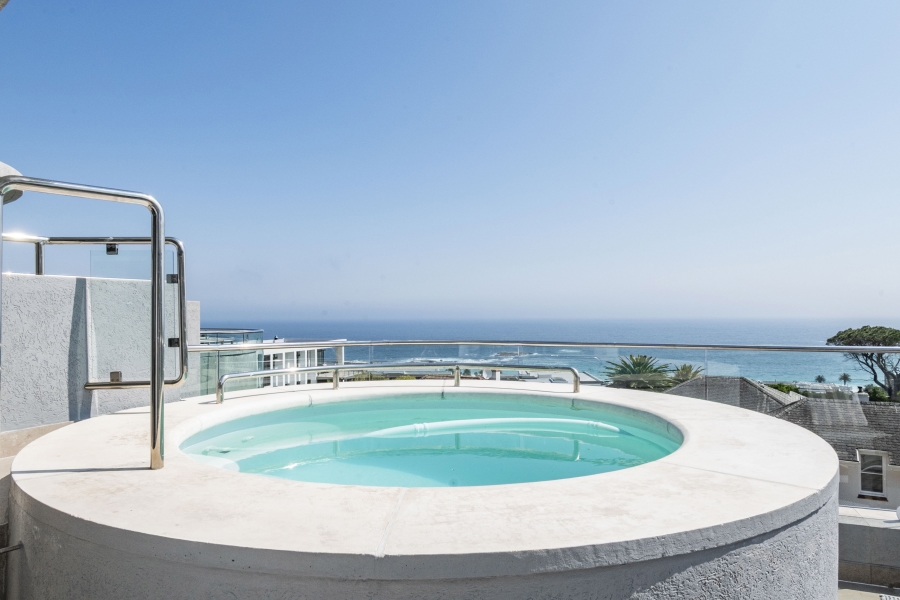 To Let 4 Bedroom Property for Rent in Camps Bay Western Cape